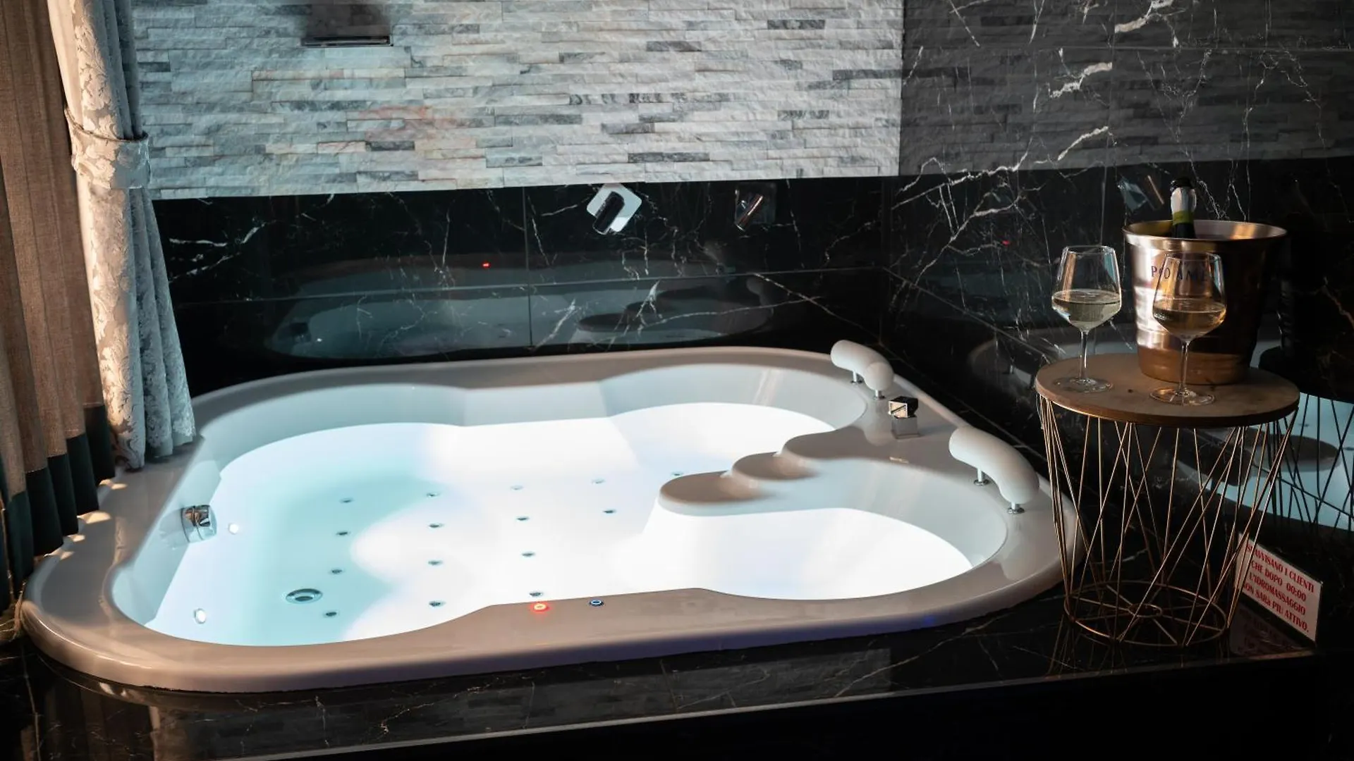 Suite Luxury Bdsm Rome